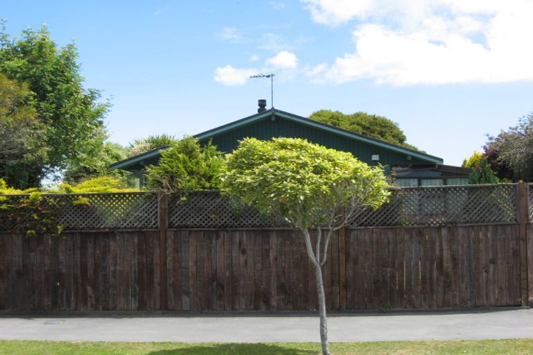 Photo of property in 5 Lamorna Road, Parklands, Christchurch, 8083