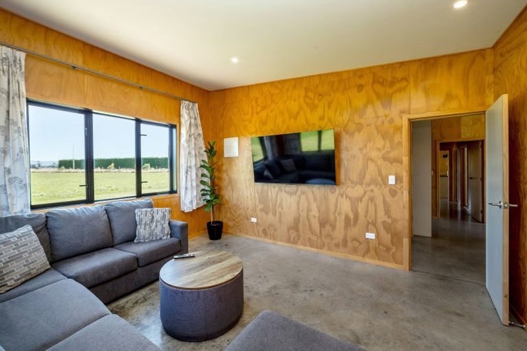 Photo of property in 16 East Taratahi Road, West Taratahi, Carterton, 5887