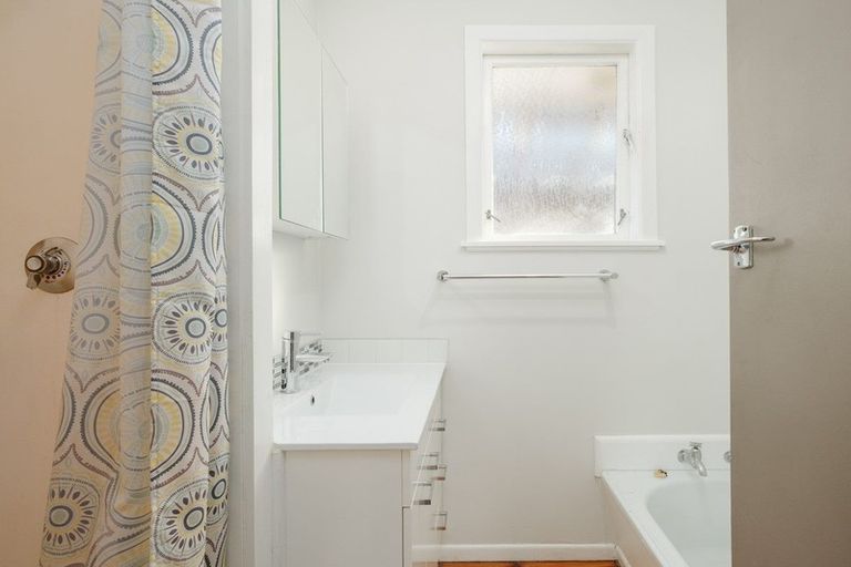 Photo of property in 38 Massey Road, Mangapapa, Gisborne, 4010