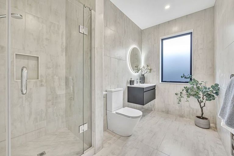 Photo of property in 4 Wheki Place, Swanson, Auckland, 0614