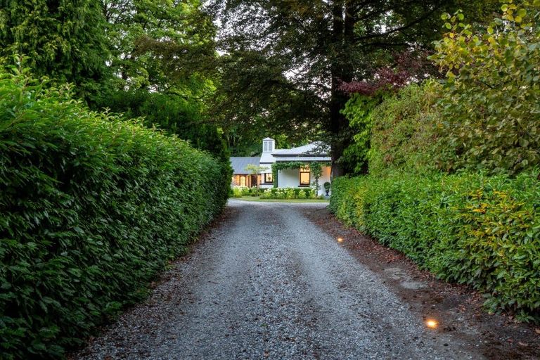 Photo of property in 70 Buckingham Street, Arrowtown, 9302