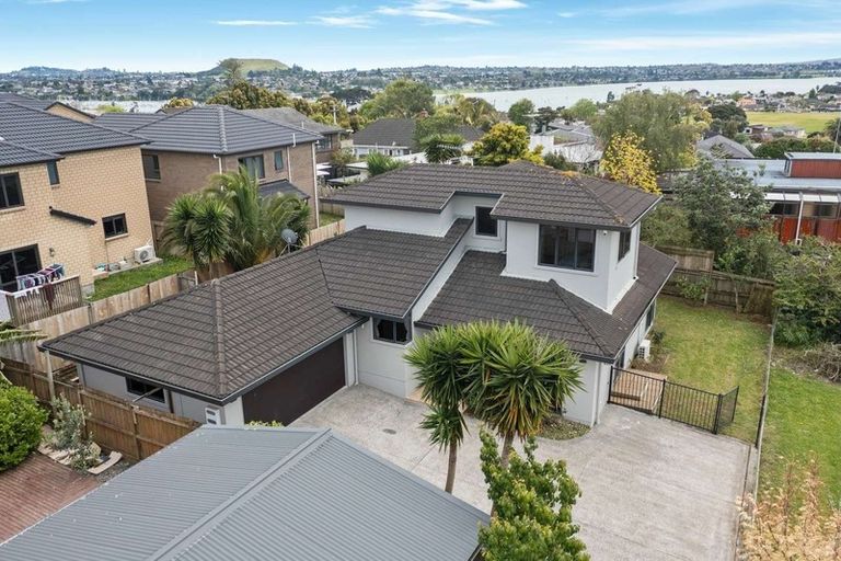 Photo of property in 9a Grassways Avenue, Pakuranga, Auckland, 2010