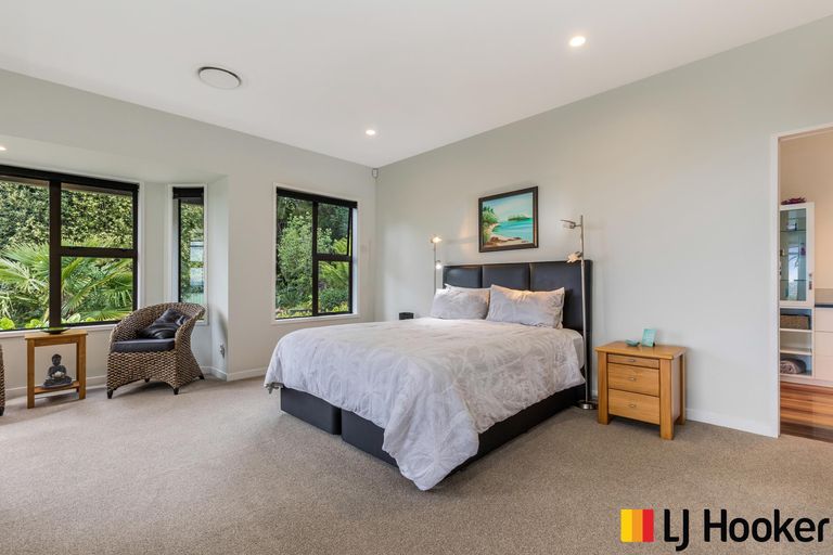 Photo of property in 39 Harry Dreadon Road, Opaheke, Papakura, 2584