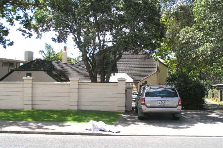 Photo of property in 7b Clifton Road, Hauraki, Auckland, 0622