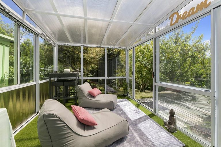 Photo of property in 2/442 Beach Road, Murrays Bay, Auckland, 0630