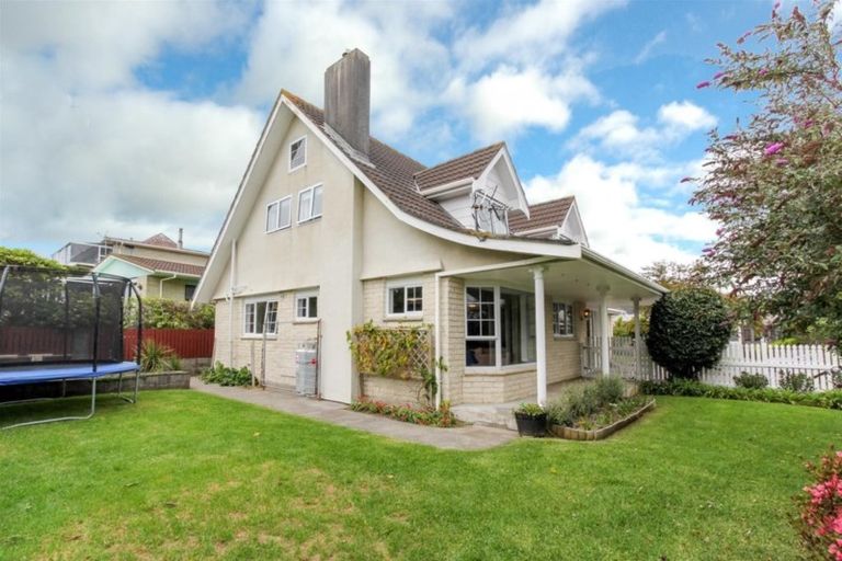 Photo of property in 91 Dorset Avenue, Lynmouth, New Plymouth, 4310