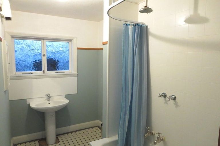 Photo of property in 34 Richmond Hill Road, Richmond Hill, Christchurch, 8081