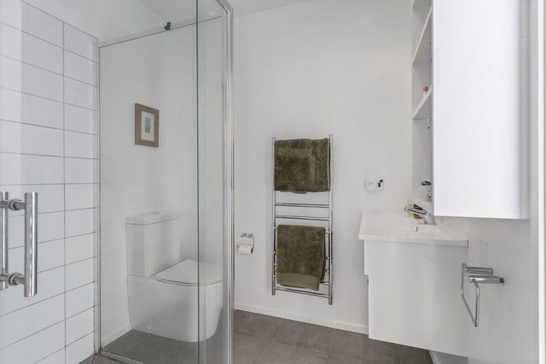 Photo of property in 204 Achilles Avenue, Whangamata, 3620