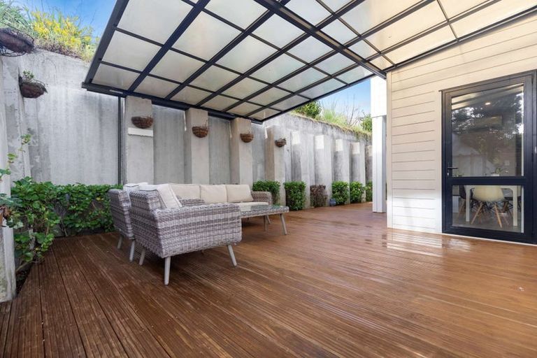 Photo of property in 18 Gyle Place, Pyes Pa, Tauranga, 3112