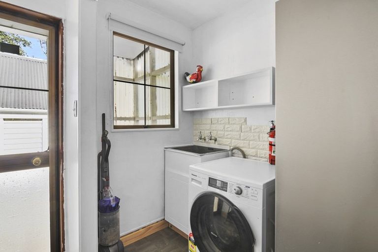 Photo of property in 2073 Takaka-collingwood Highway, Milnthorpe, Collingwood, 7073