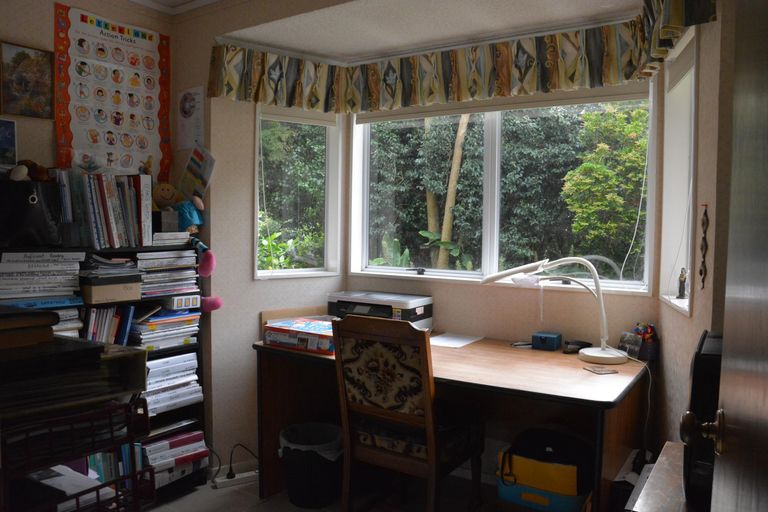 Photo of property in 55 Branch Road, Highlands Park, New Plymouth, 4312