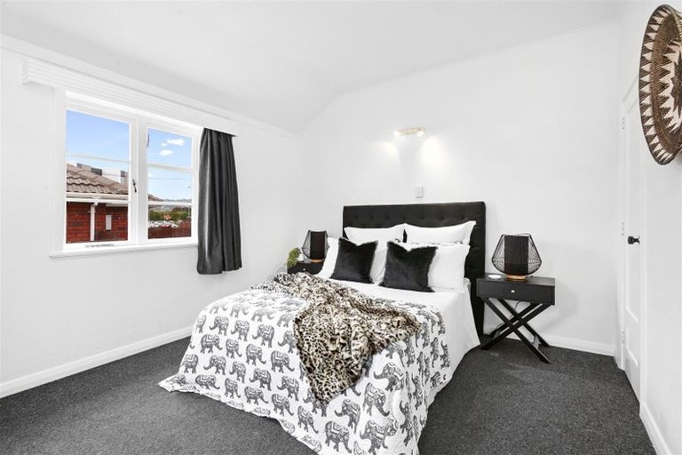 Photo of property in 18b Cressy Street, Waterloo, Lower Hutt, 5011