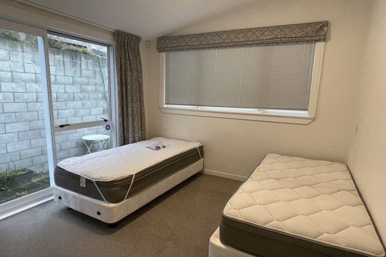 Photo of property in 10 Stanley Street, Berhampore, Wellington, 6023