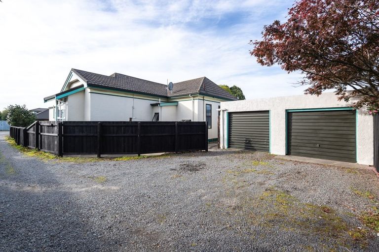 Photo of property in 165a Peverel Street, Riccarton, Christchurch, 8041