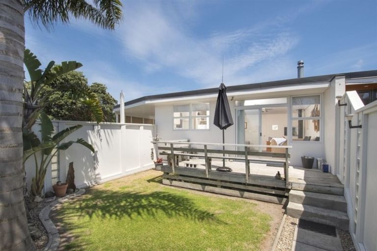 Photo of property in 4 Tahara Crescent, Mount Maunganui, 3116