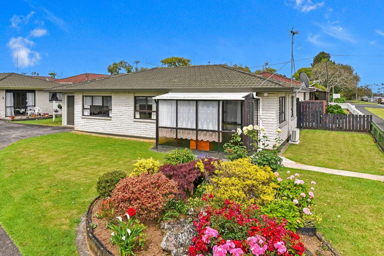 Photo of property in 1/12 Wellington Street, Papakura, 2110