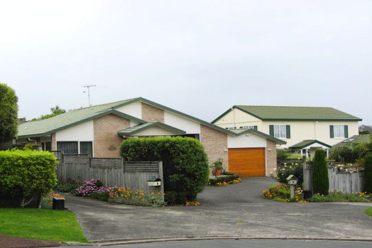 Photo of property in 9 Dacre Grove, Gulf Harbour, Whangaparaoa, 0930