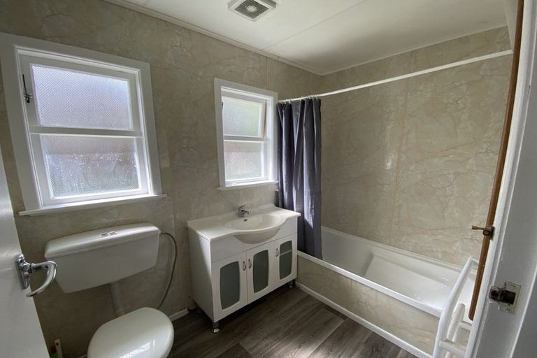 Photo of property in 35 Petrie Street, Wainuiomata, Lower Hutt, 5014