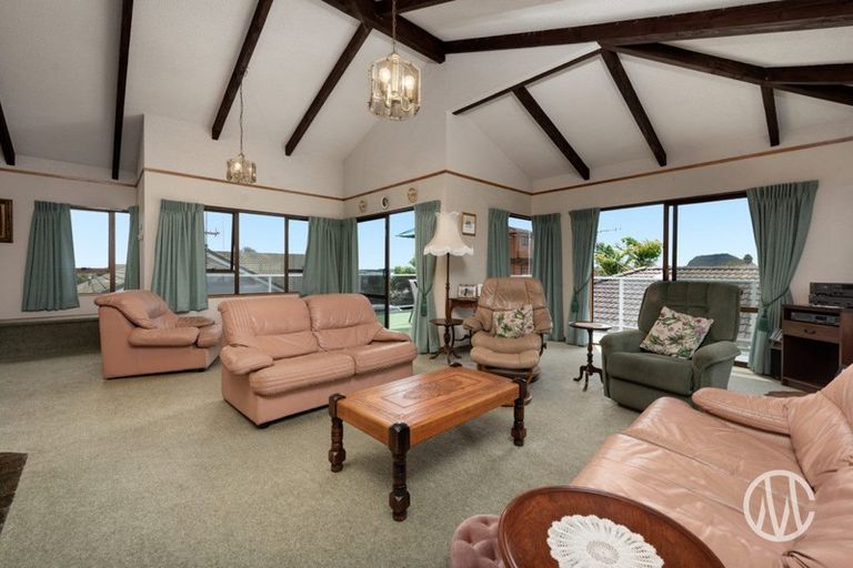 Photo of property in 27a Clivedene Street, Matua, Tauranga, 3110