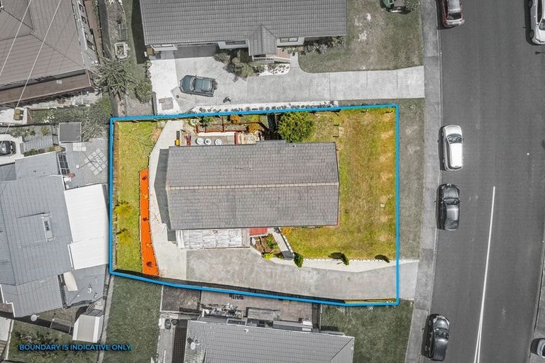 Photo of property in 67 Garton Drive, Massey, Auckland, 0614