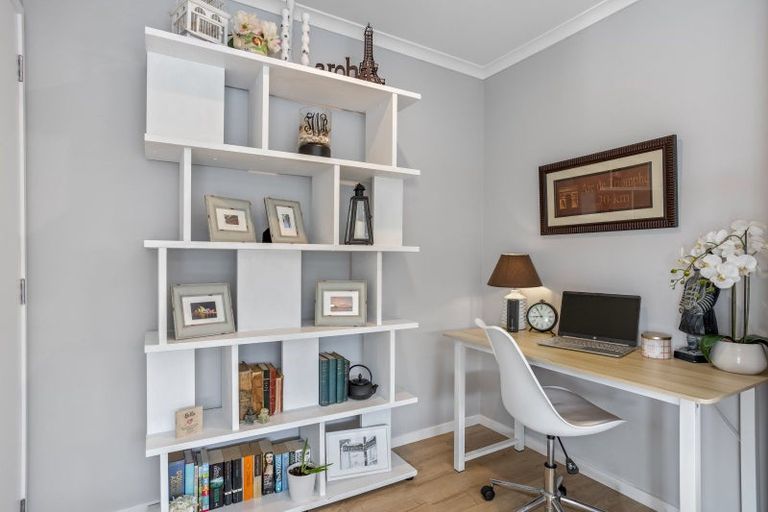 Photo of property in 12 Urumaraki Avenue, Helensville, 0800