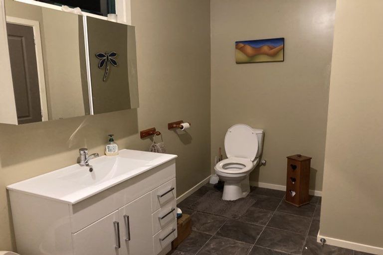 Photo of property in 2-6 Philip Street, Cave, 7984