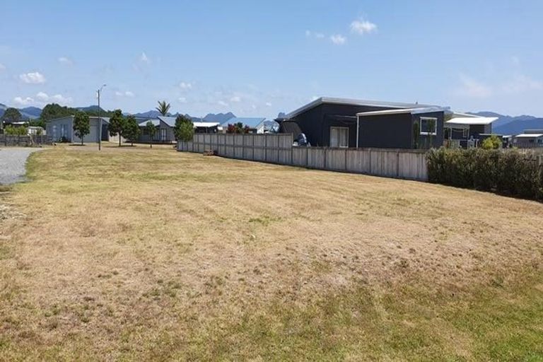 Photo of property in 117 Mahoe Place, Matarangi, Whitianga, 3592