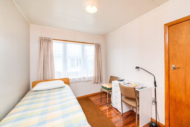 Photo of property in 8 Freyberg Street, Feilding, 4702