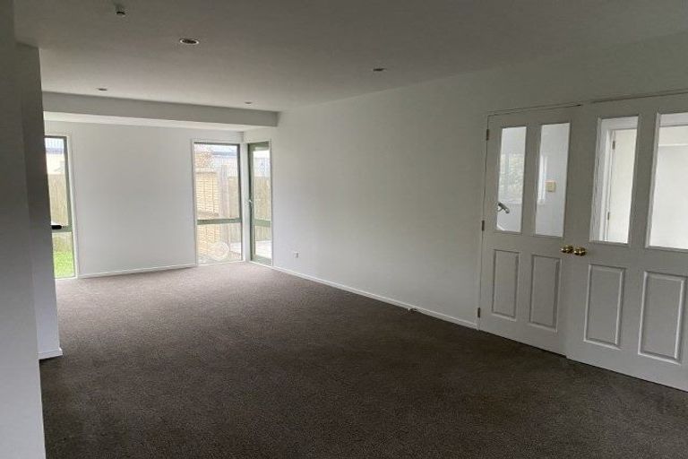 Photo of property in 49 Parade Court, Addington, Christchurch, 8024