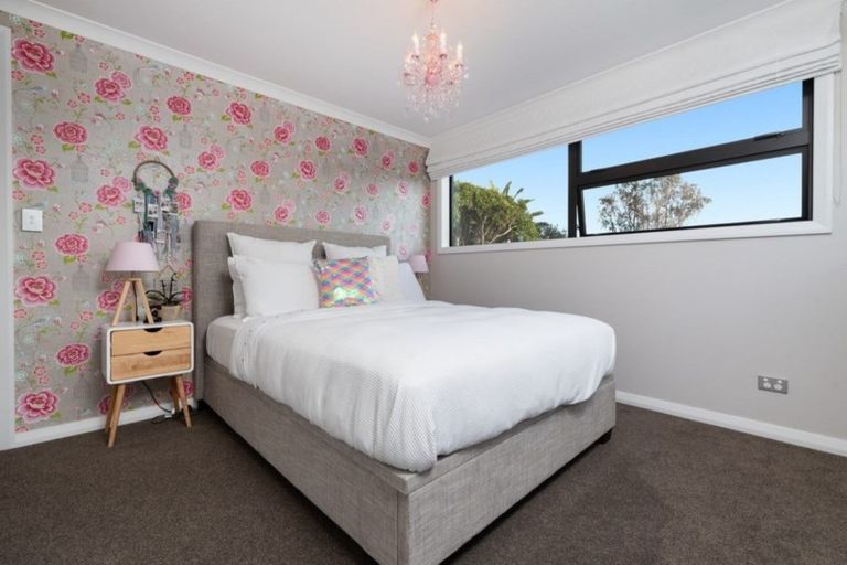 Photo of property in 26 Oceanview Road, Mount Maunganui, 3116