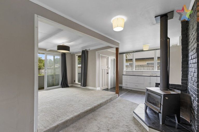 Photo of property in 35 Frederick Street, Carterton, 5713