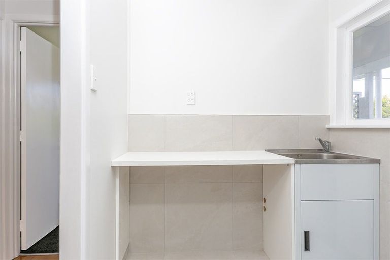 Photo of property in 147 Lancaster Road, Beach Haven, Auckland, 0626