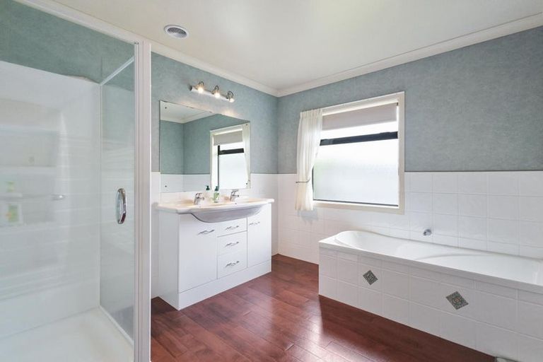 Photo of property in 14 Mirbeck Avenue, Cambridge, 3434