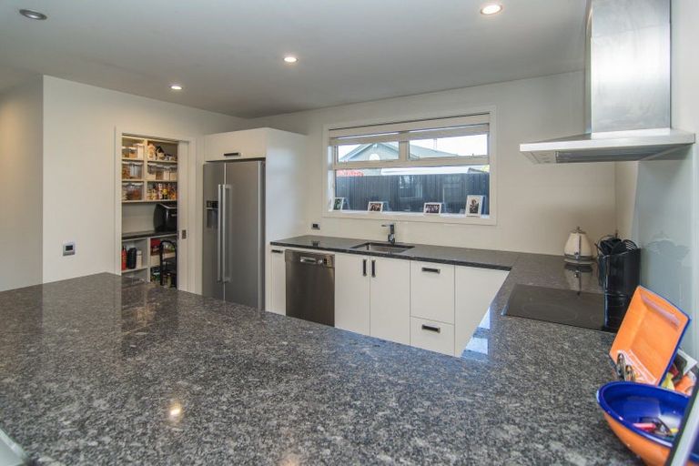 Photo of property in 16 Fox Street, Temuka, 7920