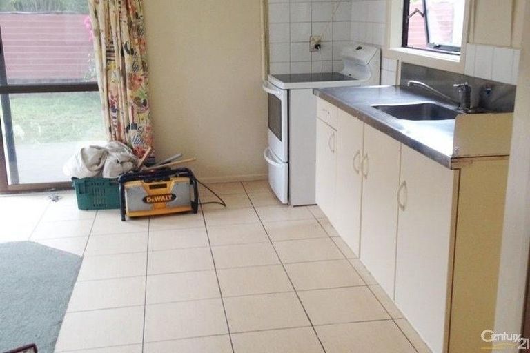 Photo of property in 43 Aurea Avenue, Pakuranga, Auckland, 2010