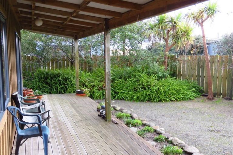 Photo of property in 31 Ngahue Crescent, Carters Beach, Westport, 7825