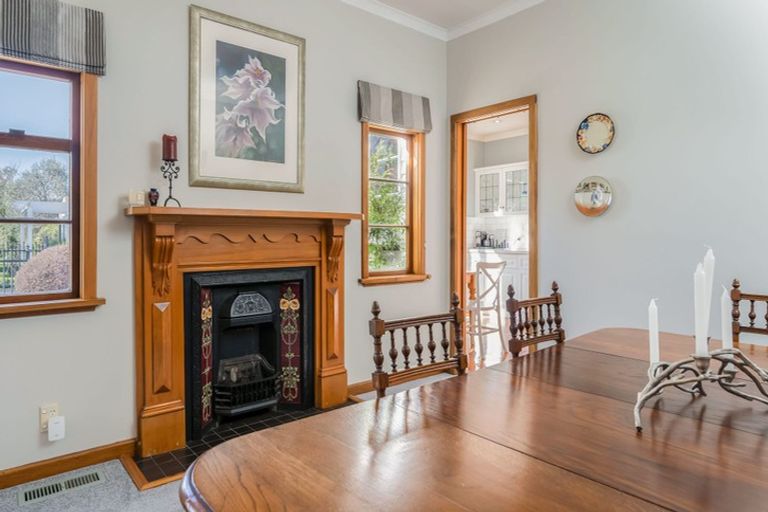 Photo of property in 27 Marina Grove, Hutt Central, Lower Hutt, 5010