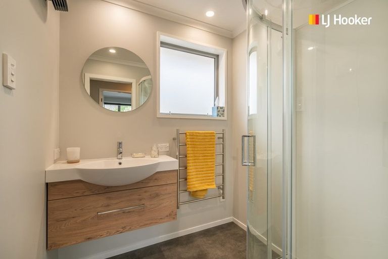 Photo of property in 38 Estuary Crescent, Fairfield, Dunedin, 9018