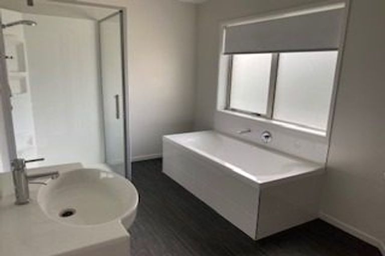 Photo of property in 12 Law Crescent, Horotiu, Hamilton, 3288