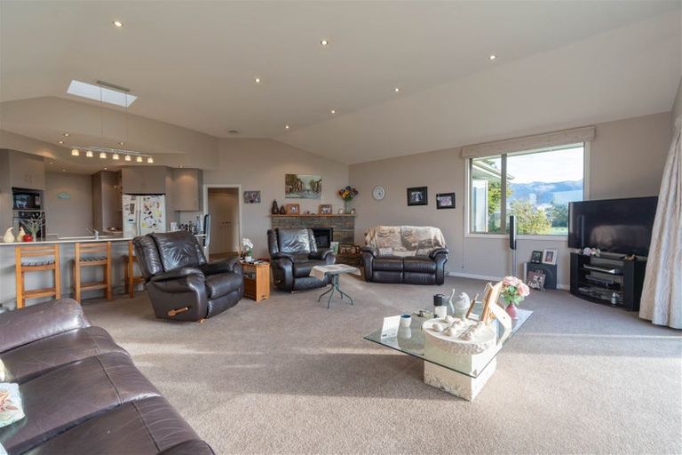 Photo of property in 11 Hawea Place, Te Anau, 9600