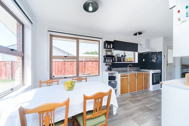 Photo of property in 52 Havelock Avenue, Westbrook, Palmerston North, 4412