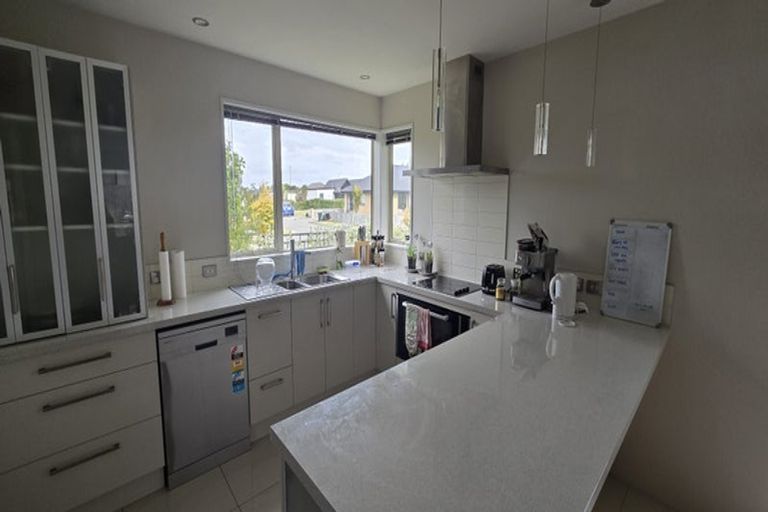 Photo of property in 51 Dow Square, Wigram, Christchurch, 8025