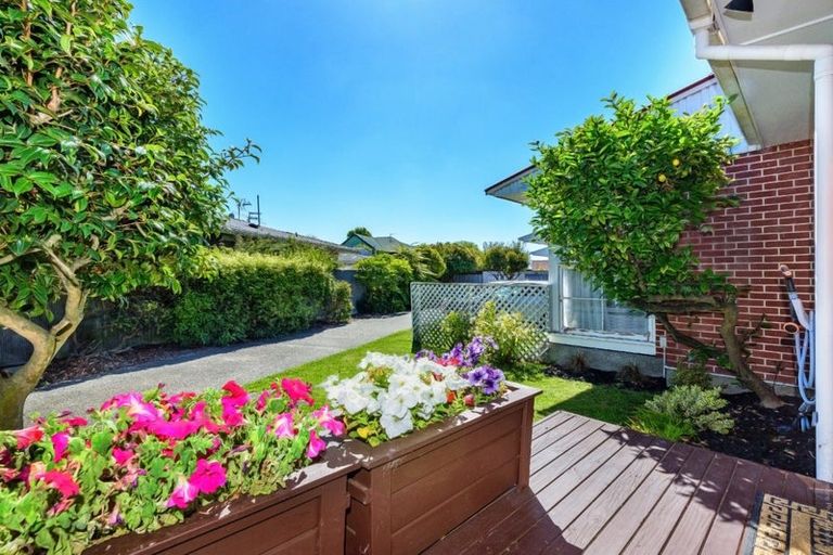 Photo of property in 2/118 Geraldine Street, Edgeware, Christchurch, 8013