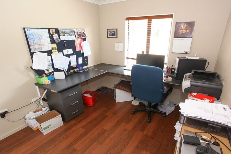 Photo of property in 25 Kauri Lane, Huntly, 3771