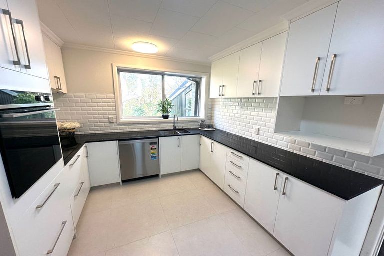 Photo of property in 31 Parkstone Avenue, Ilam, Christchurch, 8041
