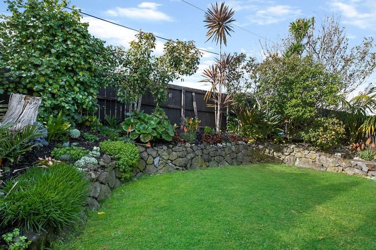 Photo of property in 104 Hibiscus Coast Highway, Red Beach, 0932