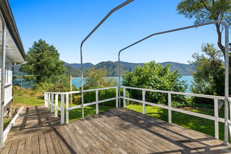 Photo of property in 94 Main Rd Havelock, Havelock, 7100