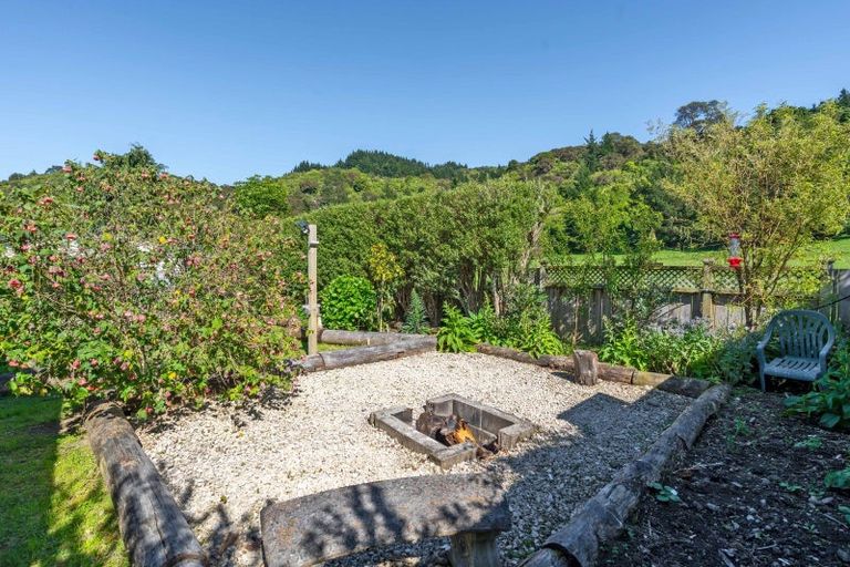 Photo of property in 25 Churchill Crescent, Featherston, 5710