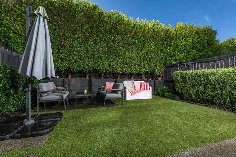 Photo of property in 3/4165 Great North Road, Glen Eden, Auckland, 0602