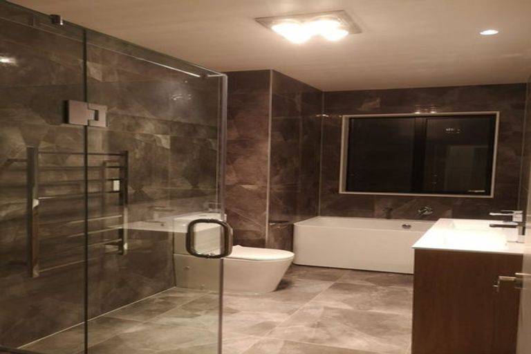 Photo of property in 4 Joseph Kokich Avenue, Swanson, Auckland, 0614